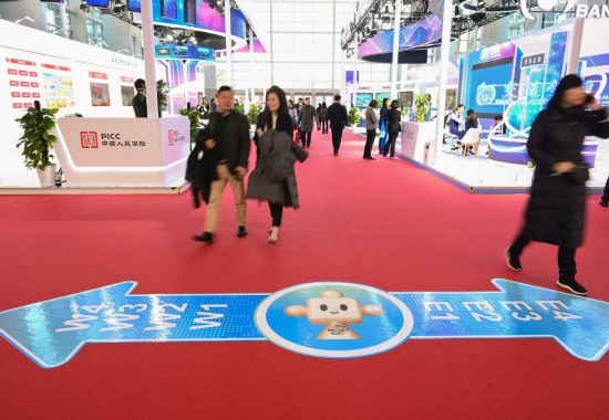 亿万281980：“链氪”带你逛链博